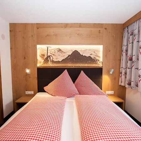 Bed and Breakfast Haus Küchelspitz Ischgl Exterior foto